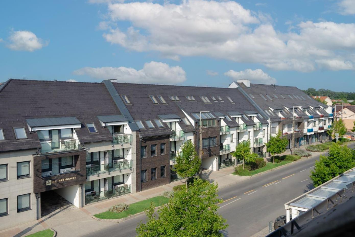 R31 Residence Шарвар Екстер'єр фото